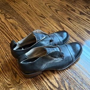 Freebird by Steve Mable Size 9